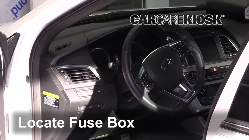 2017 Hyundai Sonata Sport 2.0T 2.0L 4 Cyl. Turbo Fuse (Interior)